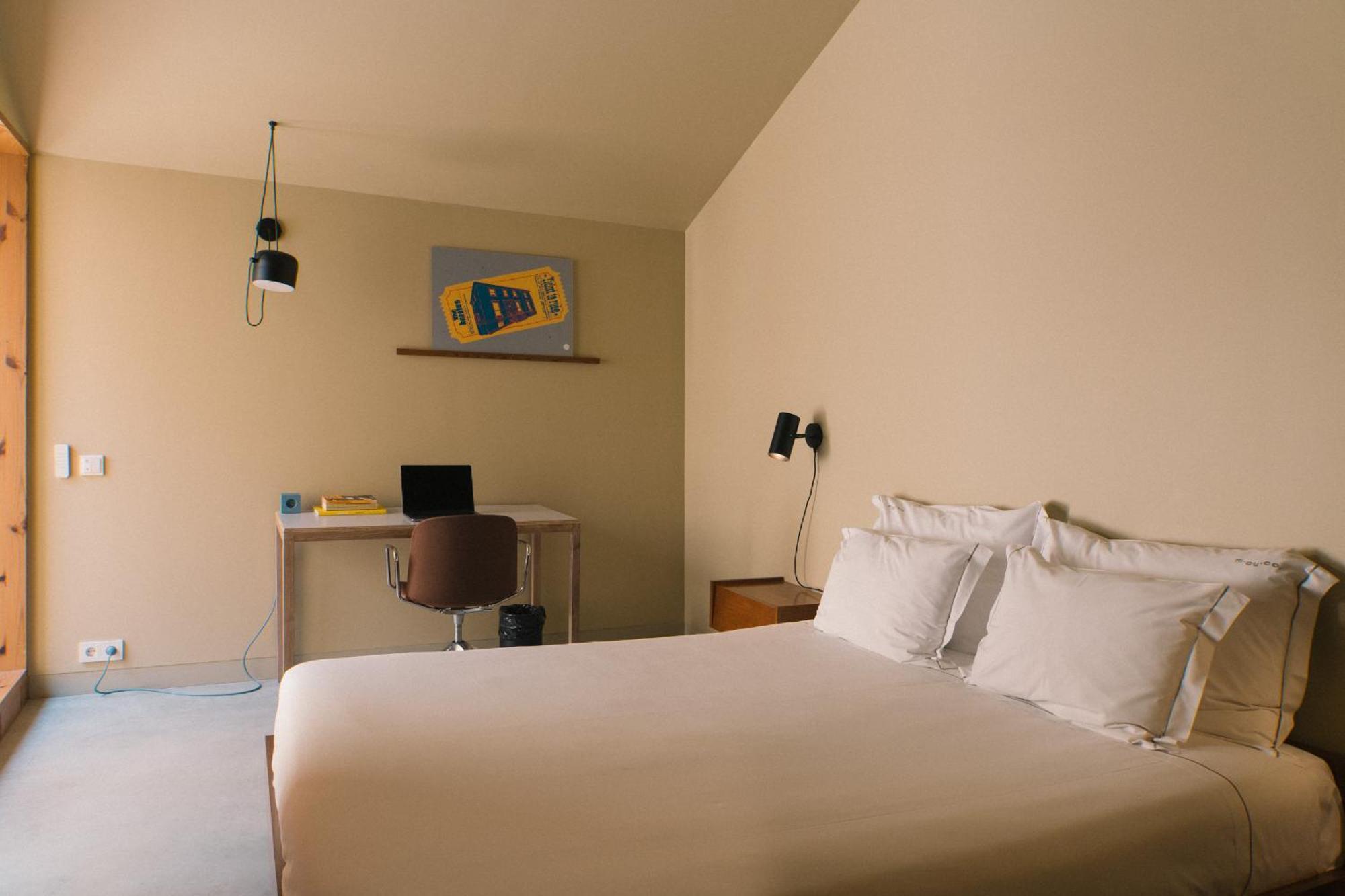 Outsite Porto Mouco Hotell Eksteriør bilde